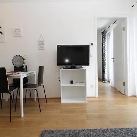 Modern Balcony Apartment With Pool Close To Lake In 
